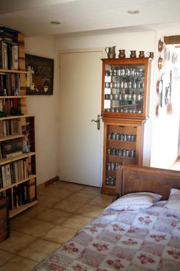 Appartement Bougress 2 à Saint-Martin-de-Brômes Extérieur photo